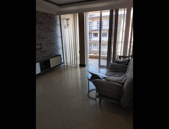 1 BEDROOM PROPERTY TO RENT IN POINT WATERFRONT